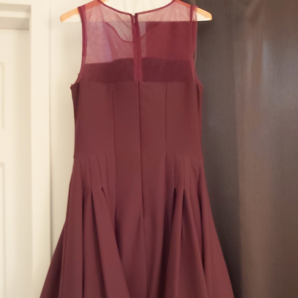 Dress - Picture 2 of 6